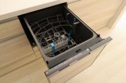 キッチン　家事の時短につながるビルトイン食洗機付きです！